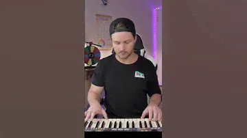 different colors on piano (purple)