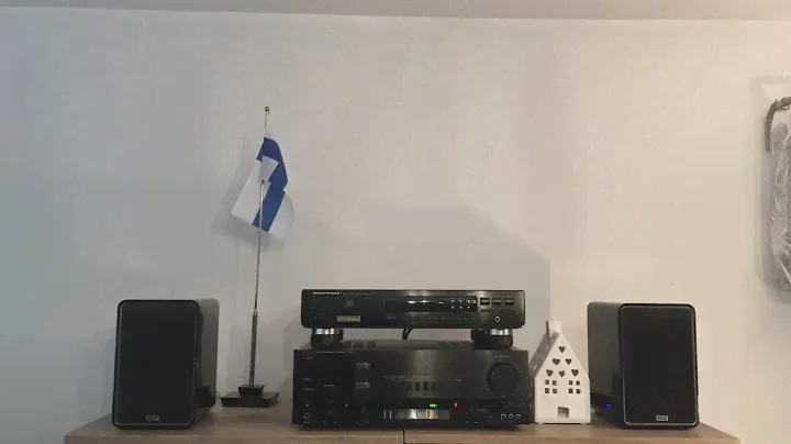 HECO music colours 100+Luxman LV105